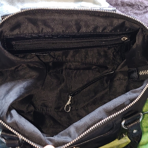 Michael Kors Hamilton Slouchy Satchel W/ Detachable Strap Black EUC - Picture 7 of 9